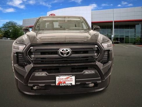 New 2025 Toyota Tacoma SR5 image 6