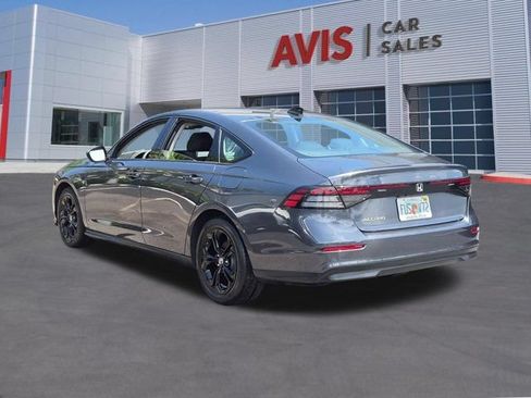 Used 2025 Honda Accord SE image 9