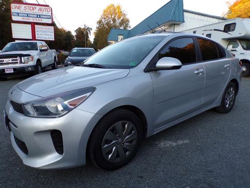 Used 2018 Kia Rio S image 5