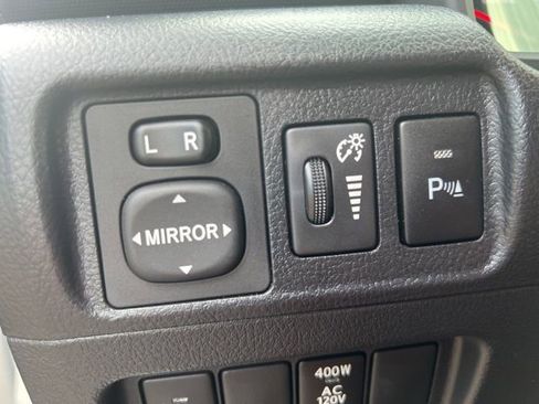 Used 2018 Toyota 4Runner Limited image 42