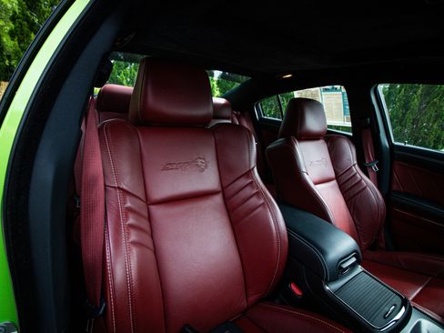 Used 2023 Dodge Charger SRT Hellcat w/ Harman/Kardon Audio Group image 33