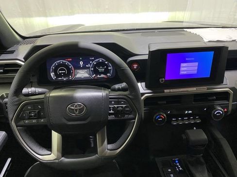New 2025 Toyota Tacoma TRD Off-Road image 20