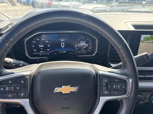 Used 2025 Chevrolet Silverado 2500 LT w/ Convenience Package AWD/4WD image 35