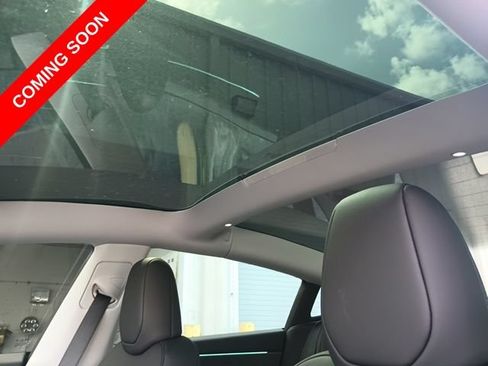 Used 2026 Tesla Model 3 AWD/4WD image 11