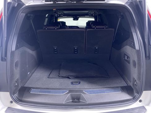 Certified 2023 Cadillac Escalade ESV V image 16