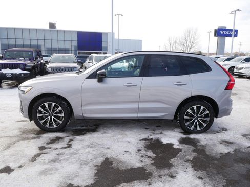 Certified 2025 Volvo XC60 B5 Plus image 4