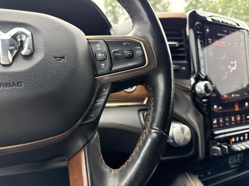 Used 2019 RAM 1500 Laramie Longhorn AWD/4WD image 28