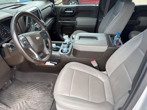 Used 2021 Chevrolet Silverado 1500 LTZ w/ LTZ Premium Package AWD/4WD image 5