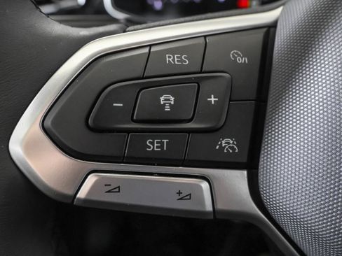 Used 2026 Volkswagen Jetta Sport FWD image 25