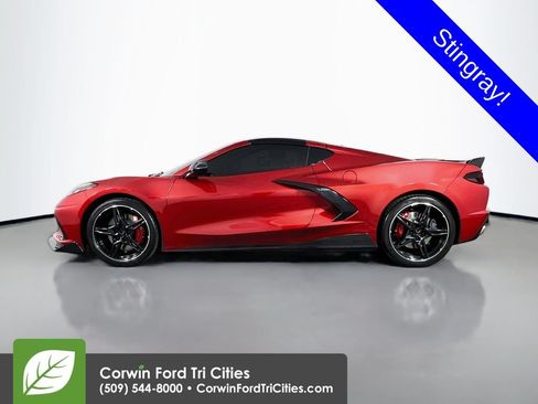 Used 2021 Chevrolet Corvette Stingray Preferred Cpe w/ Z51 Performance Package RWD image 7