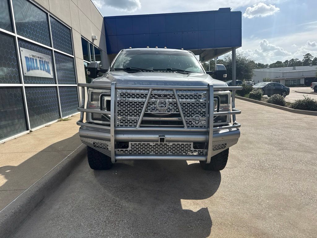 Used 2022 Ford F350 Lariat w/ Lariat Ultimate Package AWD/4WD image 3