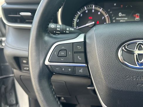 Used 2022 Toyota Highlander XSE image 38