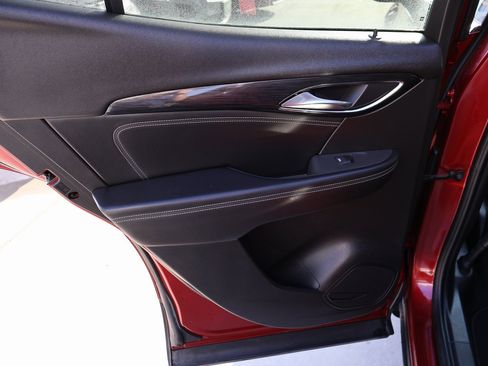 Used 2023 Buick Envision Essence image 16