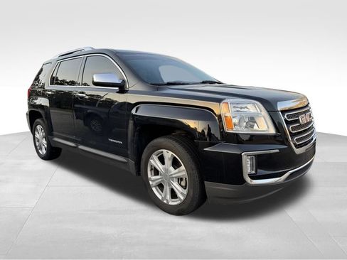 Used 2017 GMC Terrain SLT w/ Driver Alert Package I FWD image 2