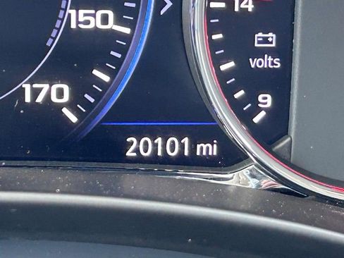 Used 2024 GMC Terrain Denali image 21