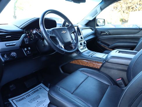 Used 2019 Chevrolet Suburban Premier w/ RST 6.2L Performance Edition image 8