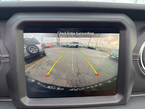 Certified 2022 Jeep Wrangler Unlimited Sahara 4xe w/ Cold Weather Group image 10