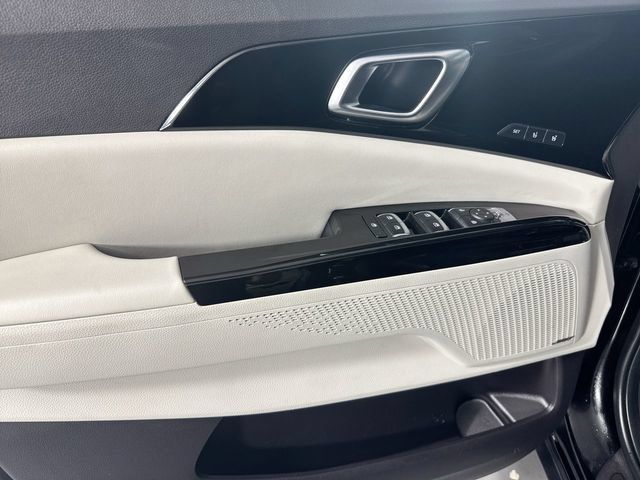 Used 2024 Kia Carnival SX Prestige FWD image 20