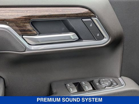 New 2026 GMC Sierra 1500 Elevation image 12