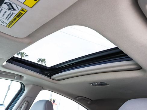 Used 2016 Honda HR-V EX image 28