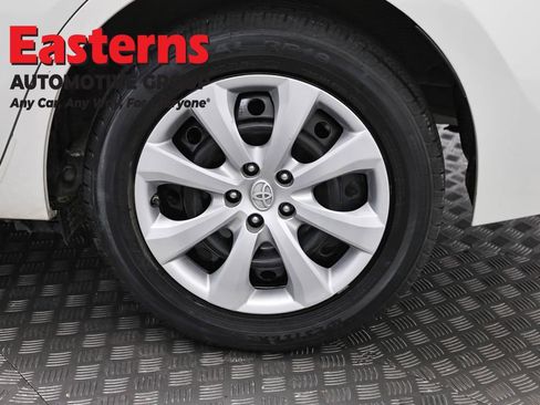 Used 2019 Toyota Corolla LE FWD image 33