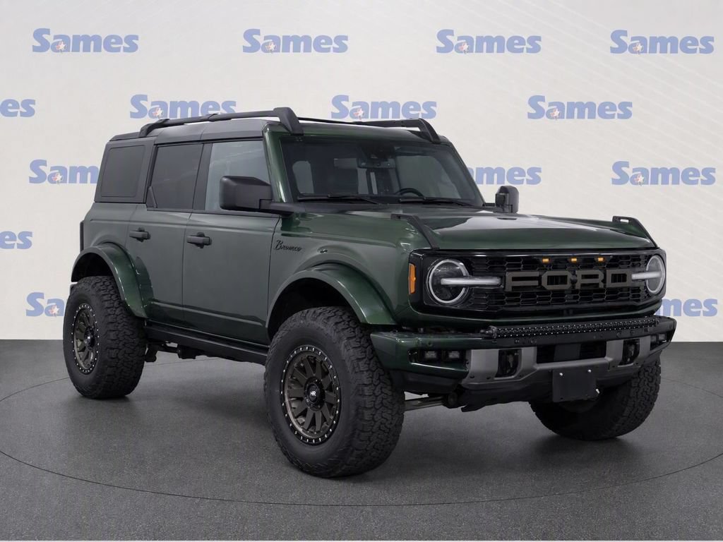 Used 2022 Ford Bronco 4-Door AWD/4WD image 1