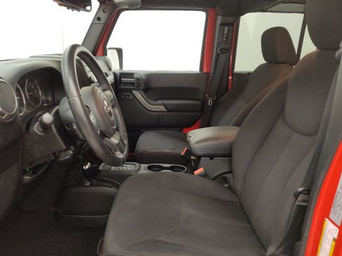 Used 2015 Jeep Wrangler Unlimited Sport w/ Quick Order Package 24S AWD/4WD image 17