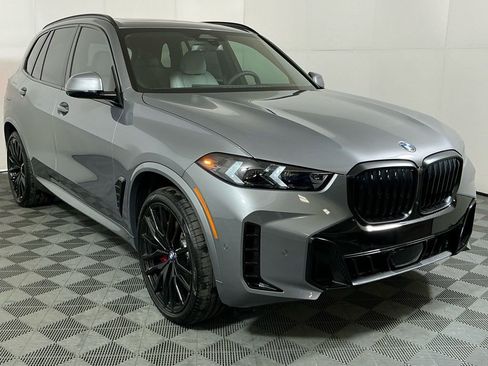 New 2026 BMW X5 xDrive40i w/ M Sport Package image 4