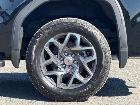 New 2026 GMC Sierra 1500 SLT w/ SLT Premium Plus Package AWD/4WD image 31