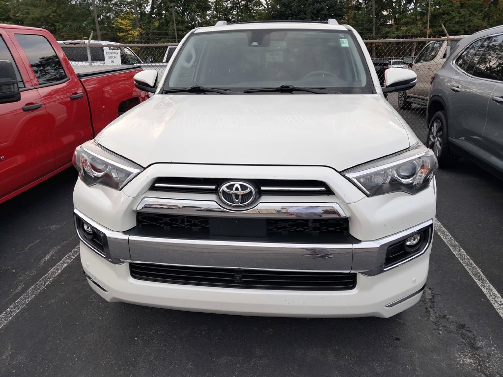 Used 2023 Toyota 4Runner Limited AWD/4WD image 5