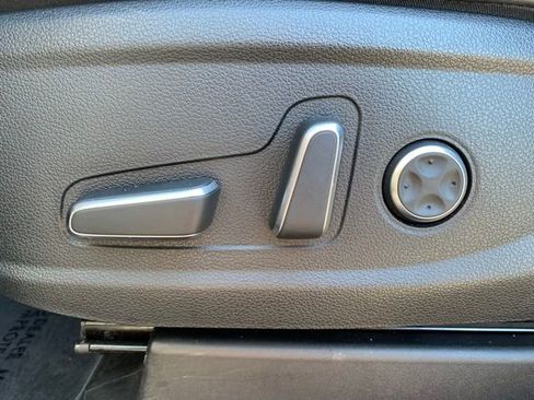 Certified 2024 Hyundai Palisade SEL image 15