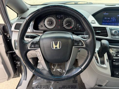 Used 2012 Honda Odyssey EX-L image 17