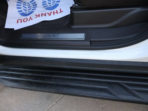 Used 2022 GMC Yukon SLT w/ SLT Luxury Package image 36