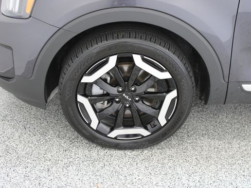 Used 2025 Kia Telluride S FWD image 11