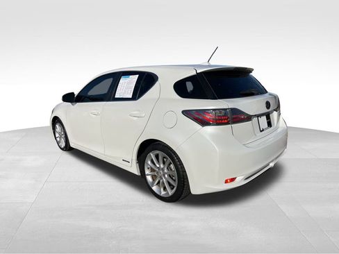 Used 2013 Lexus CT 200h image 5