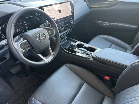 Used 2025 Lexus NX 350h AWD w/ Accessory Package (2T) image 11