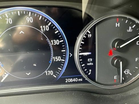 Used 2023 Buick Enclave Premium w/ Experience Buick Package FWD image 20