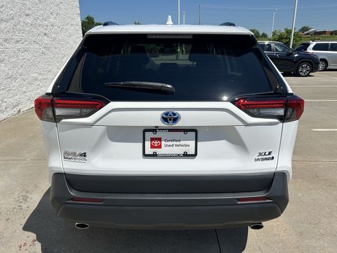 Certified 2023 Toyota RAV4 XLE w/ Convenience Package AWD/4WD image 5
