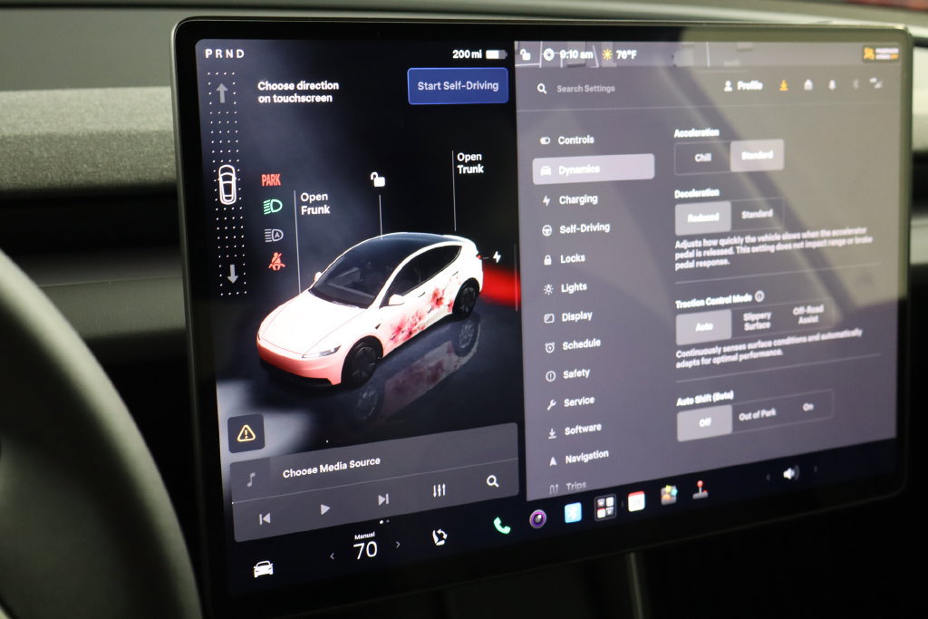 Used 2026 Tesla Model Y 2WD image 26