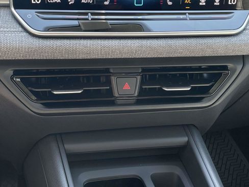 New 2026 Volkswagen Tiguan S FWD image 27
