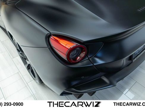 Used 2022 Ferrari Portofino M RWD image 20