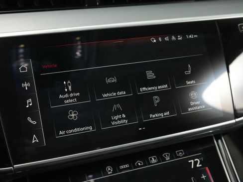 Used 2021 Audi S8 L w/ S8 Executive Package AWD/4WD image 46