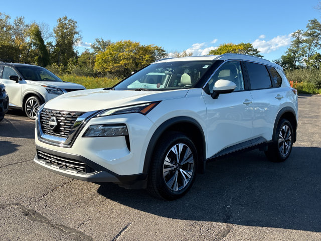 Certified 2023 Nissan Rogue SV w/ SV Premium B Package AWD/4WD image 5