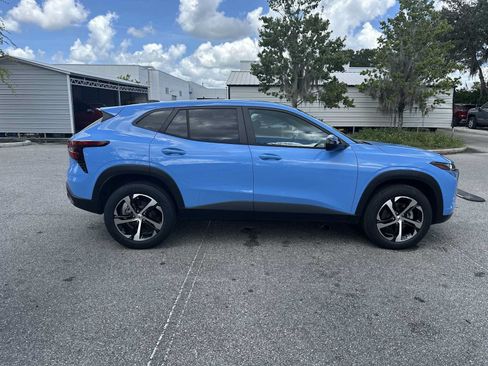 Certified 2024 Chevrolet Trax RS w/ Driver Confidence Package FWD image 7