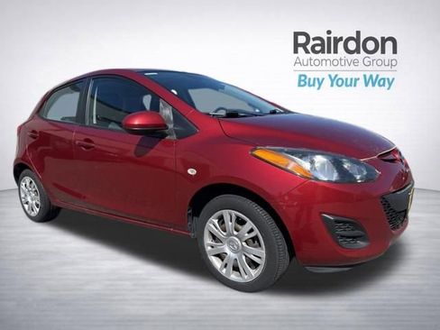 Used 2014 MAZDA MAZDA2 Sport FWD image 1