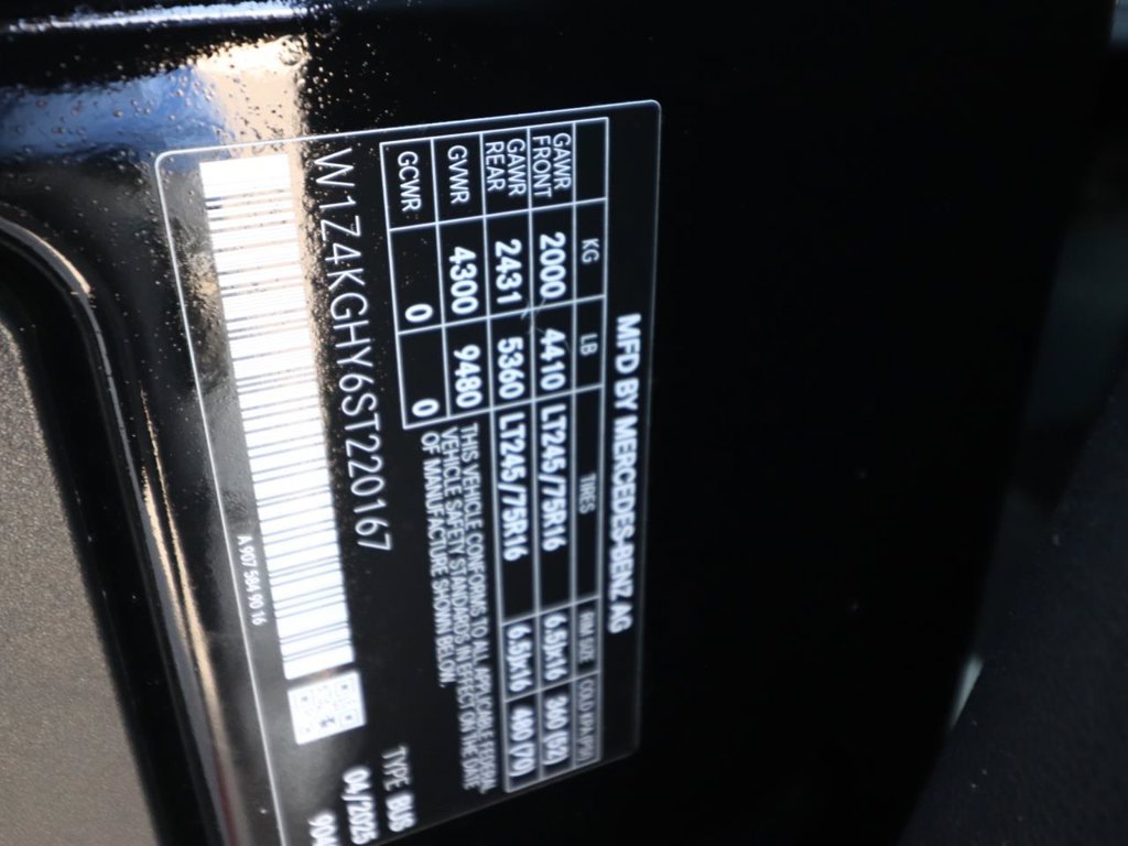 Used 2025 Mercedes-Benz Sprinter 2500 image 23