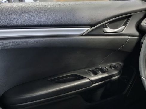 Used 2020 Honda Civic Sport image 22