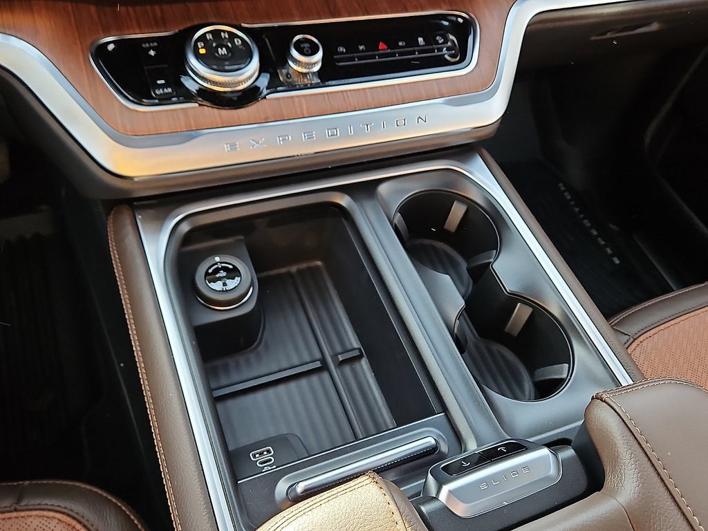 New 2026 Ford Expedition King Ranch AWD/4WD image 18