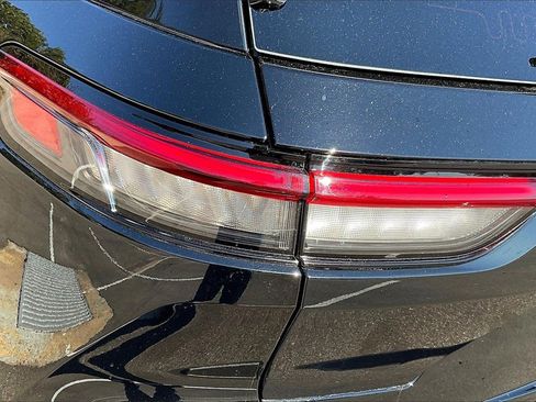 Used 2023 Jeep Grand Cherokee Limited w/ Black Appearance Package image 29