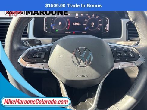 Used 2020 Volkswagen Atlas Cross Sport SEL image 29